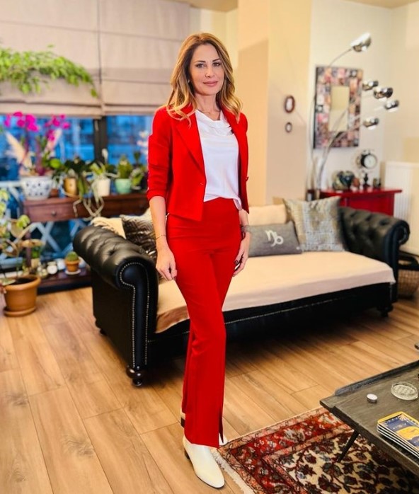 Hande Kazanova height
