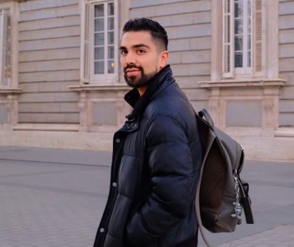 Isaac Carvajal bio