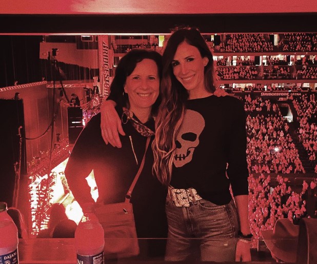 Kelly Henderson with her mom