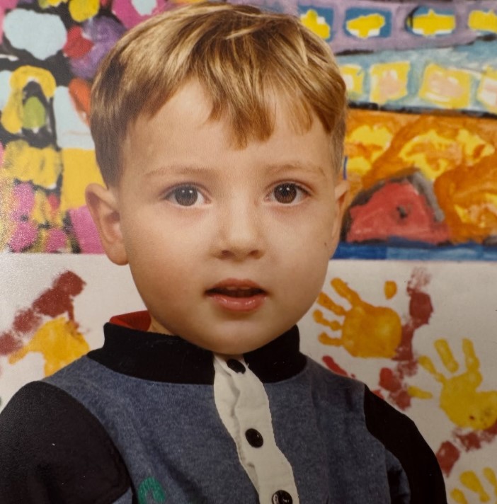 Lord Esperanza's childhood image