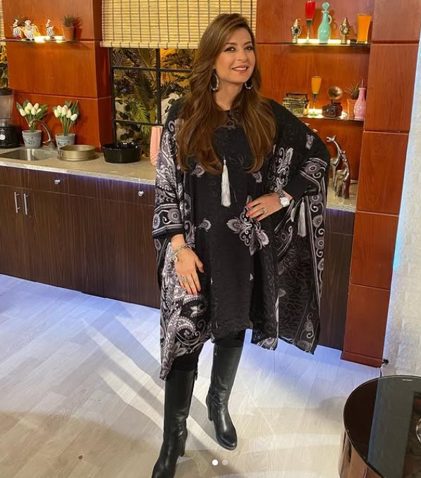 Manal Salama height