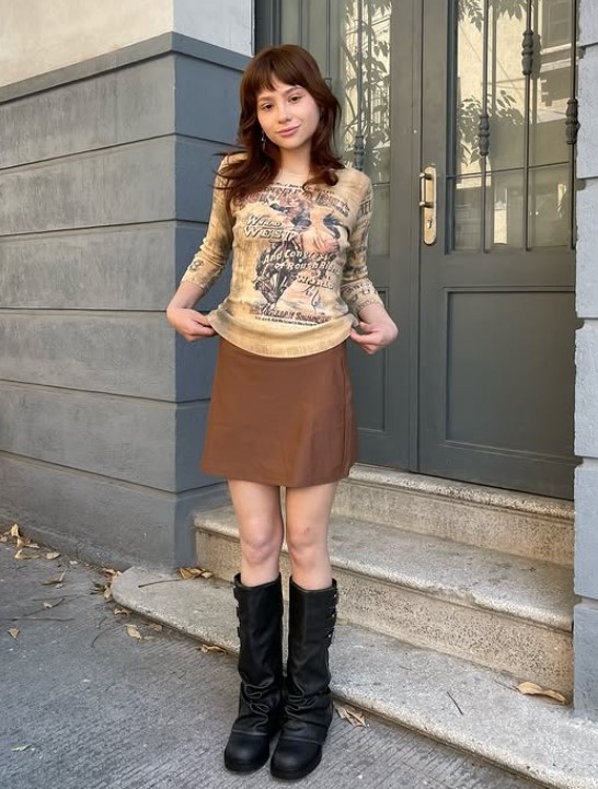 Sherlyn Zuckerman height