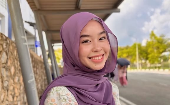Trisyia Azman Trisyia Azman