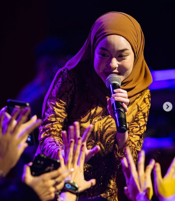Trisyia Azman career