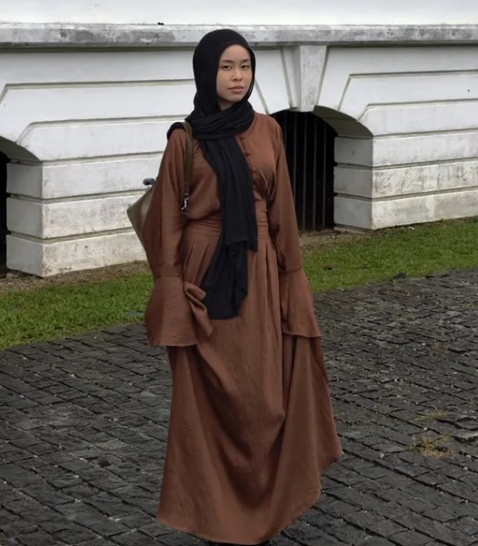 Trisyia Azman height