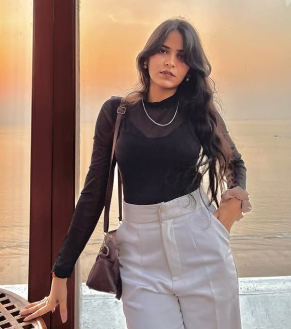 Aanchal Tiwari age