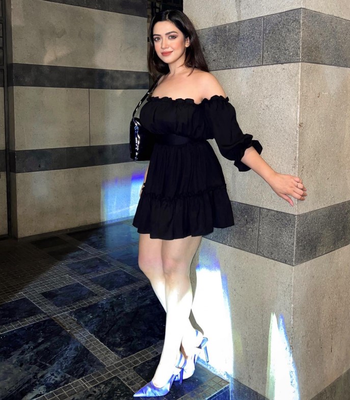 Akanksha Arya height