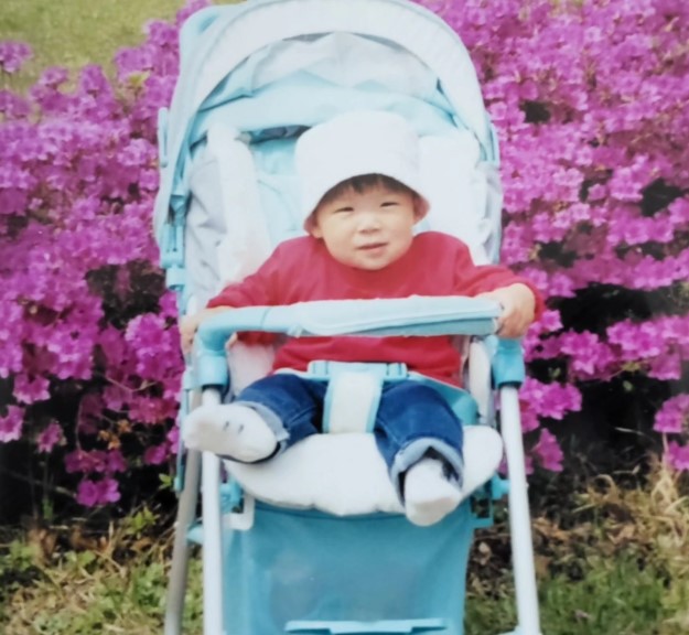 Ju Yeon-ho's childhood image