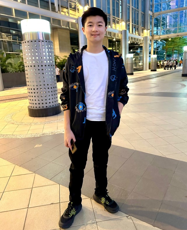 Kevin Kahuni height