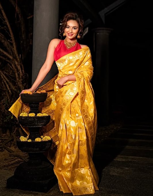 Seerat Kapoor height
