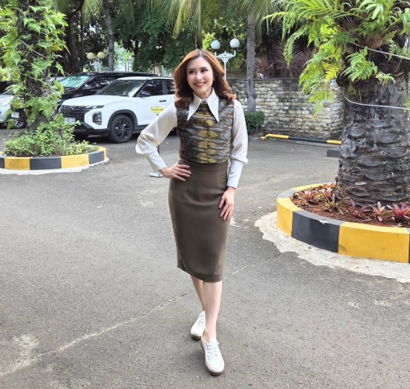 Zilvia Iskandar height