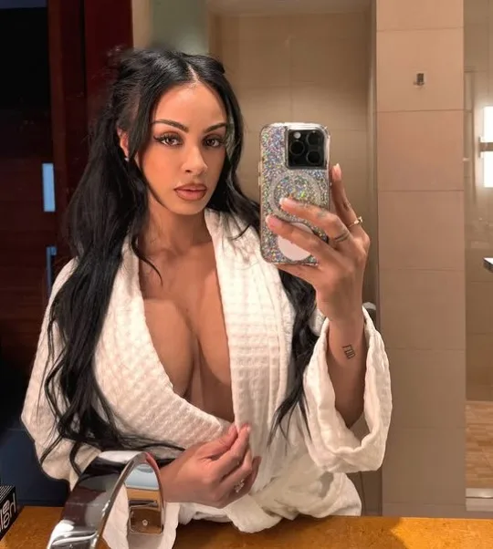 Ana Montana age