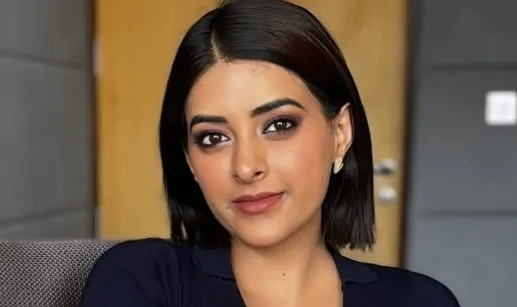 Ayushi Shekhawat Ayushi Shekhawat