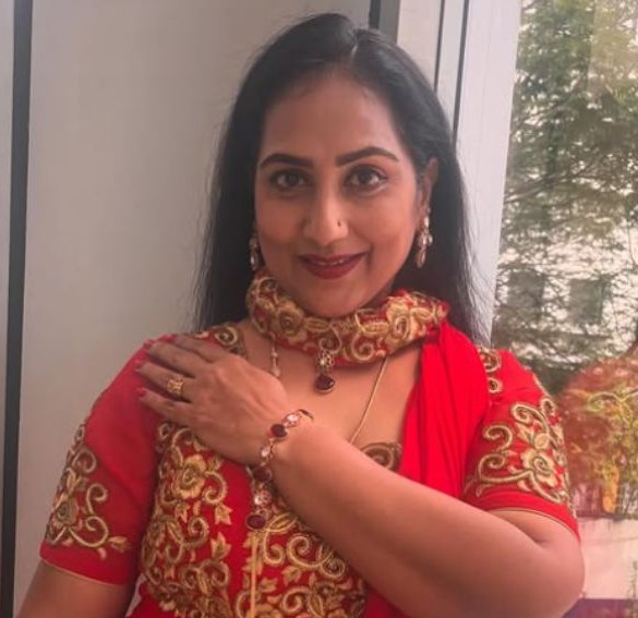 Gayathri Shastry age