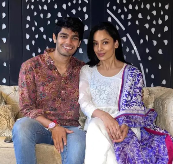 Ishita Mangal with her brother
