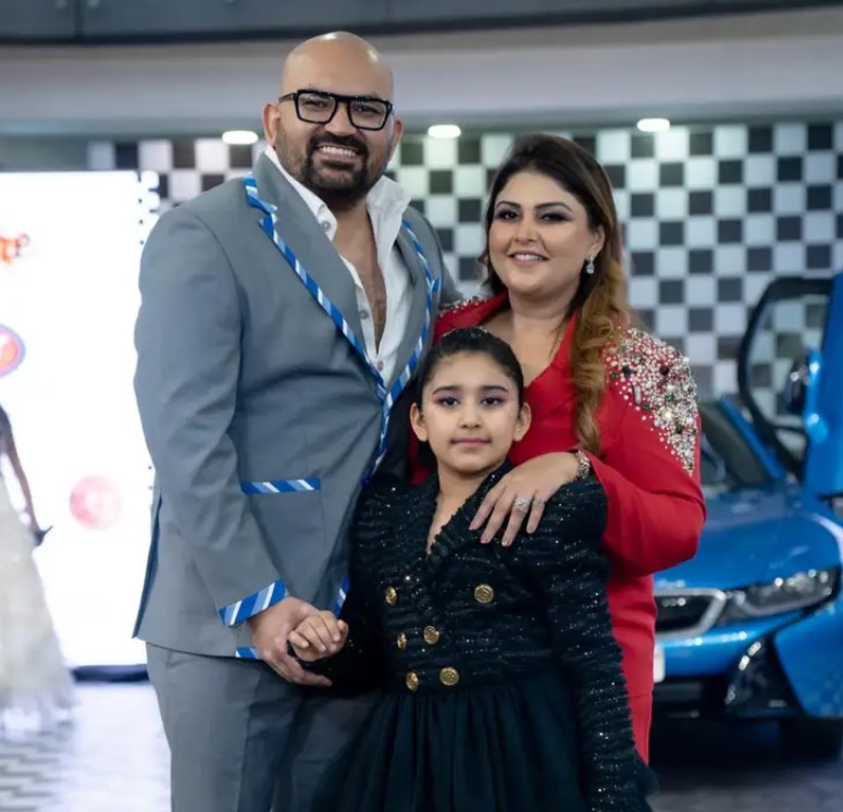 Jatin Ahuja with his wife and daughter