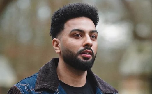 Navaan Sandhu Navaan Sandhu
