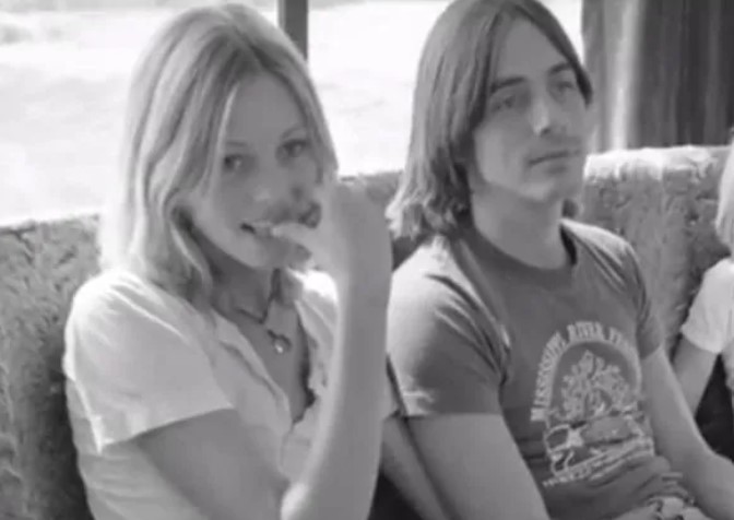 Phyllis Major and her husband Jackson Browne's old image