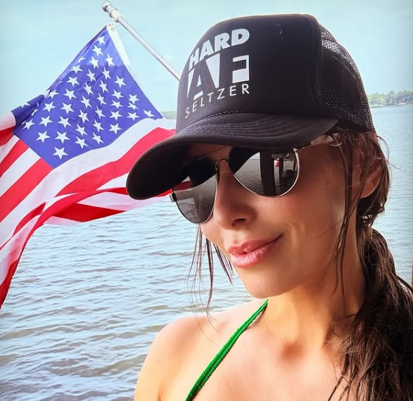 Sara Gonzales age