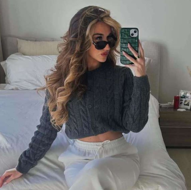 Sophie Shine bio