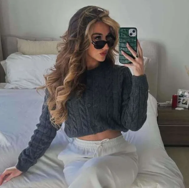 Sophie Shine bio
