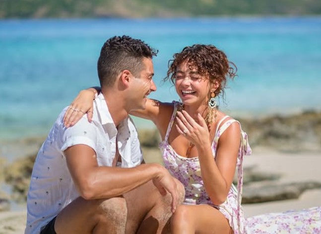 Wells Adams and his wife Sarah Hyland