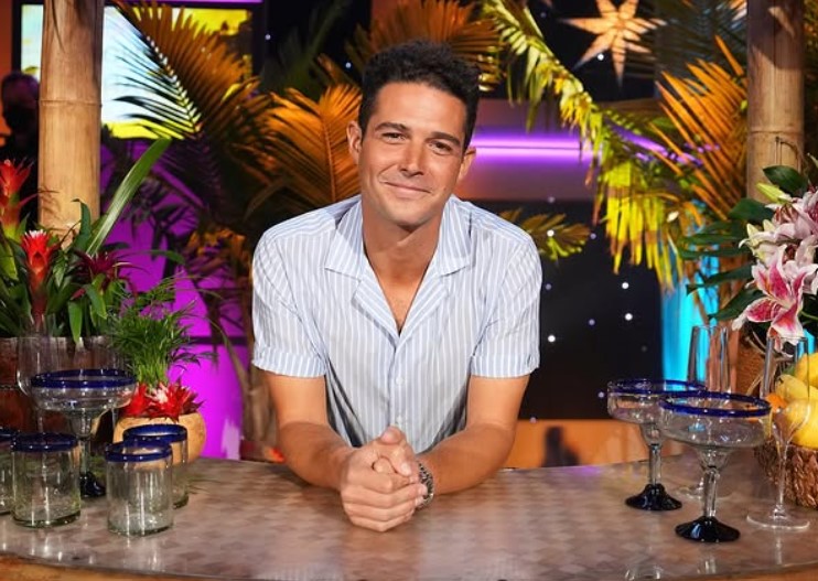 Wells Adams bio