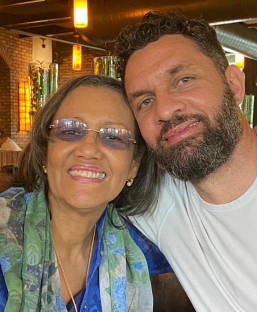 Dimitri Vorbe with his mother
