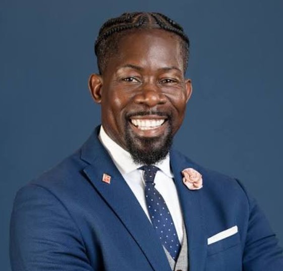 Dr. Ian Roberts bio