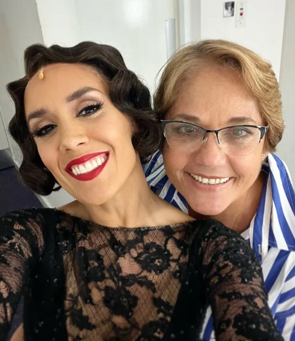 Janette Manrara with her mother