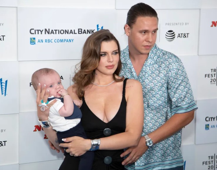 Julia Fox with her ex-husband and son