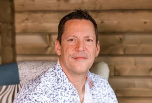 Robert Mizzell Robert Mizzell