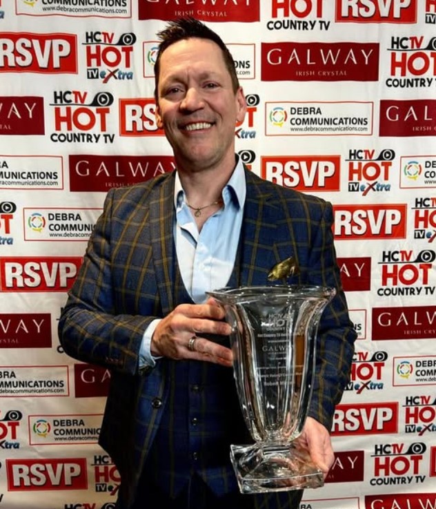 Robert Mizzell won Kilkenny Country Music Festival Award