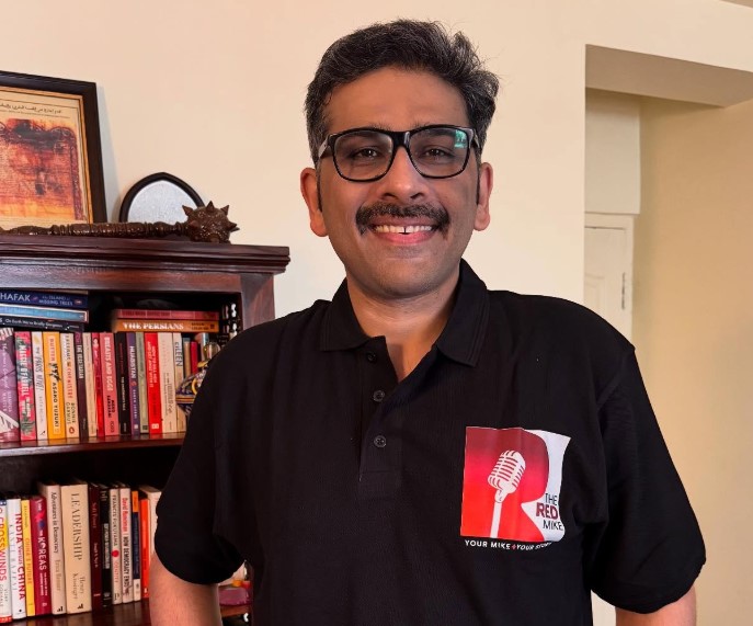 Sanket Upadhyay bio