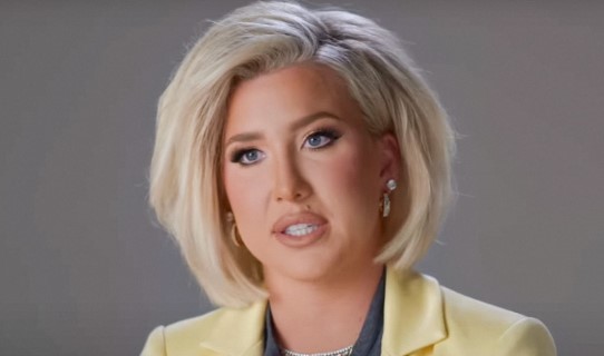 Savannah Chrisley (Reality TV Personality) Savannah Chrisley