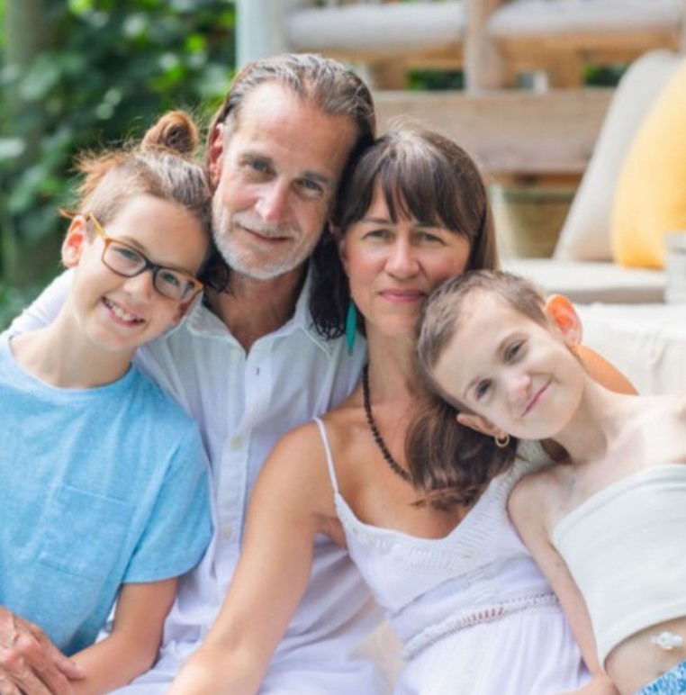 Zuza Beine with her family